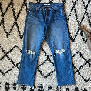 Classic Levi’s denim. “Wedgie Straight”